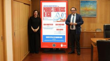 El Ayuntamiento ofrece a los jóvenes empadronados visitas gratuitas a tres parques temáticos de ocio 