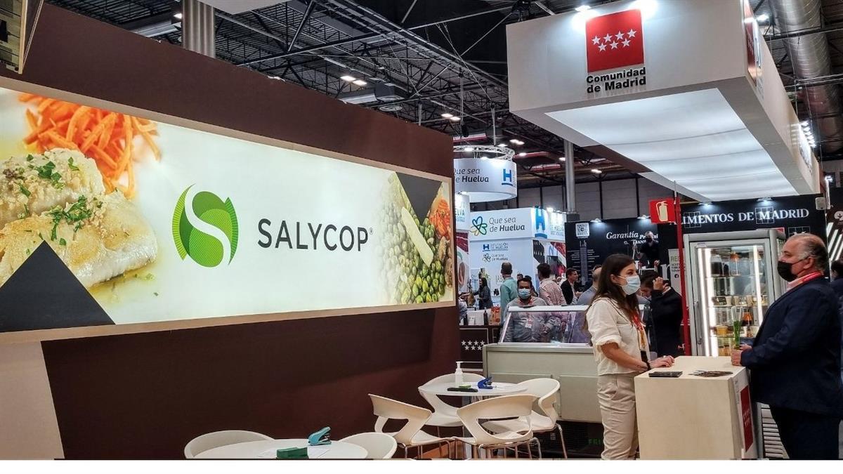 Hace unos días Óscar Lalanne, Ruth Poderoso y Alberto Cuenca visitaron las instalaciones de Salycop