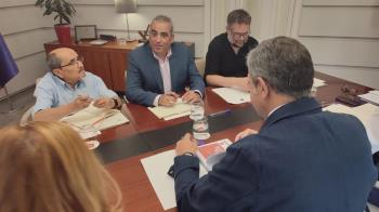 El alcalde mantiene una reunión con el consejero de Vivienda, Transportes e Infraestructuras de la Comunidad de Madrid