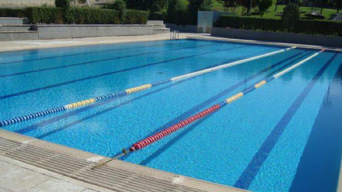 Ya está abierta la piscina exteriores del polideportivo El Zaburdón