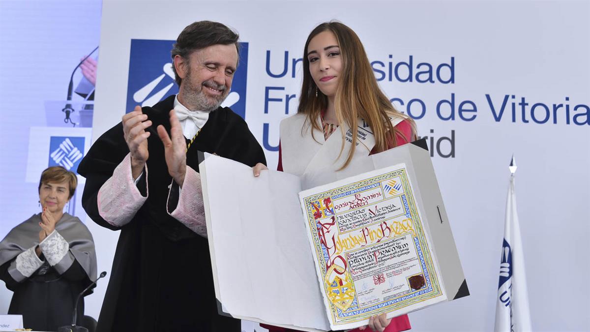 El galardón reconoce a aquellos alumnos con unos valores que la comunidad universitaria considera excelentes